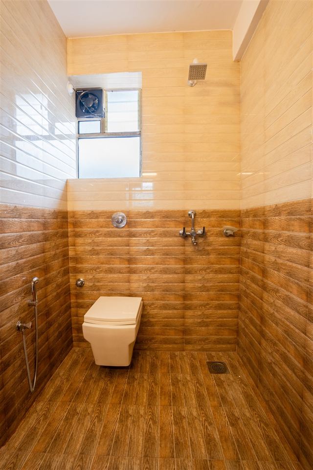 Bathroom with wash basin